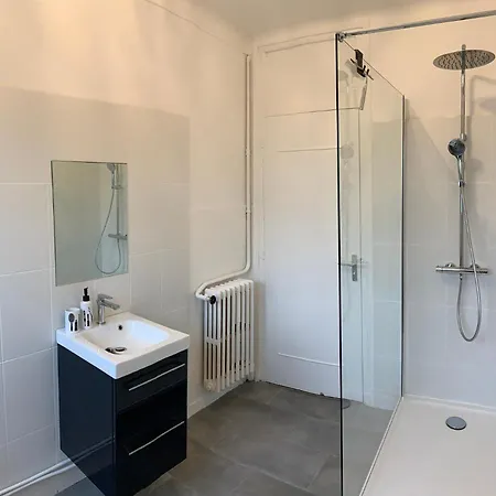 Apartment Industriel A 5 Min Du Centre Ville